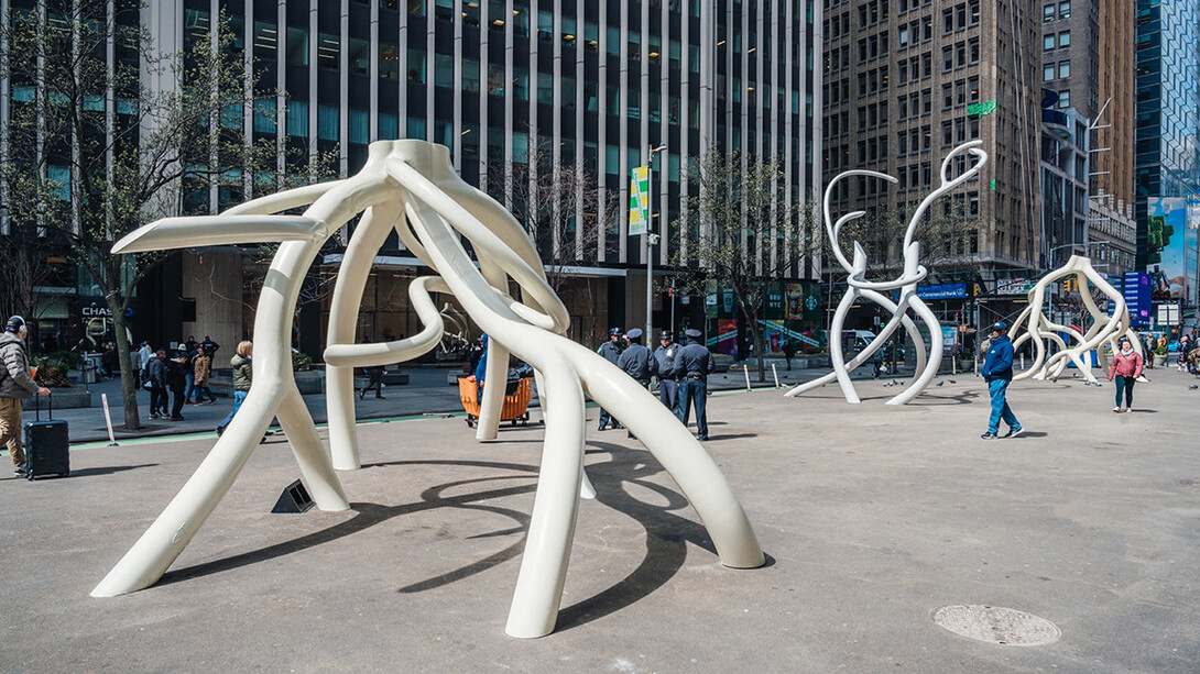 Steve Tobin, New York roots, exhibition view. Courtesy of Sundaram Tagore