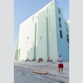 Resolviendo. Courtesy of Annenberg Space for Photography