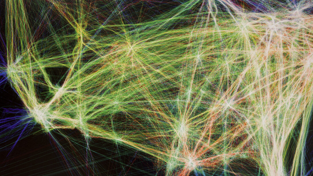 Aaron Koblin. Flight Patterns (Patrones de vuelo). 2006