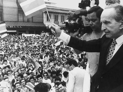José Figueres en un acto conmemorativo 