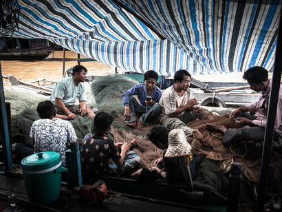 Pescatori sul lago Tonle Sap 