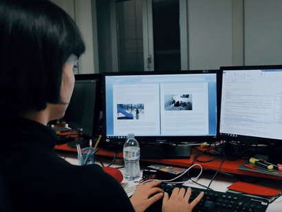 Non si fanno semplici traduzioni, ma si mettono in relazione mondi anche molto distanti, grazie a una porta di collegamento rappresentata dal linguaggio