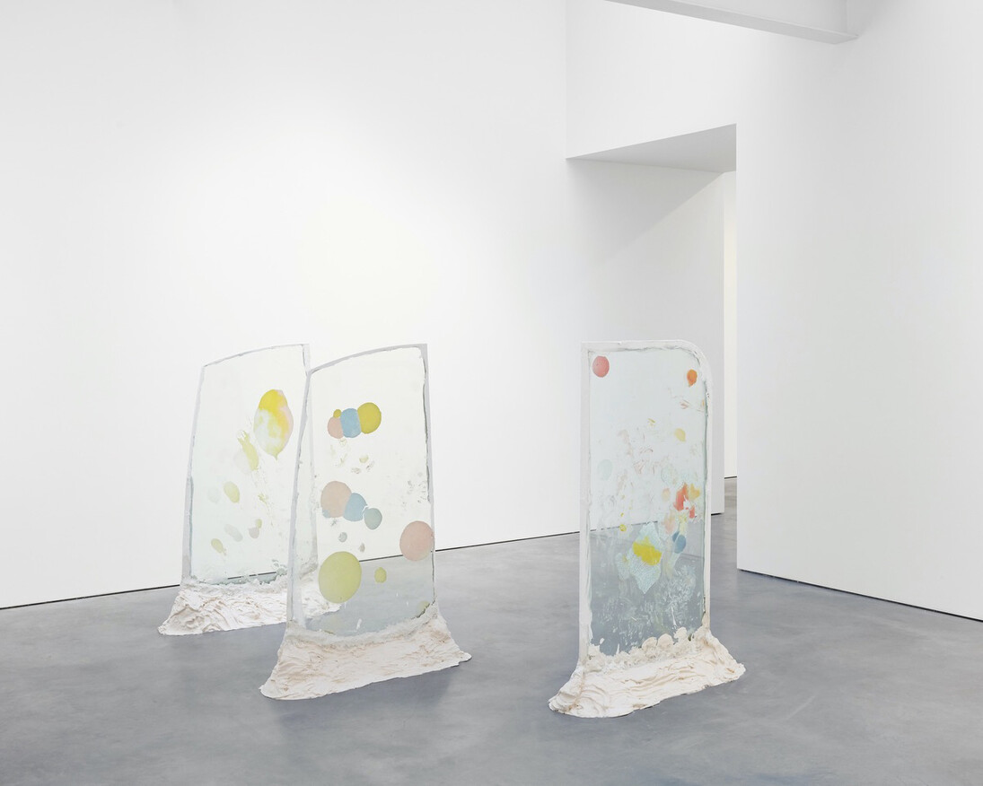 Karla Black, exhibition view, Modern Art, Helmet Row, London, 17 November - 16 December 2017, courtesy the artist & Stuart Shave/Modern Art, London
