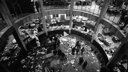 La bomba alla Banca Nazionale dell'Agricoltura a Piazza Fontana a Milano