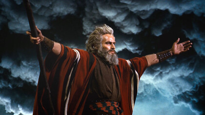 Fotograma del filme de 1956 «Los diez mandamientos»