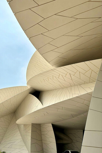 The captivating architecture and rich cultural exhibits at the National Museum of Qatar in Doha
