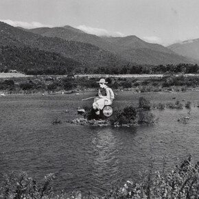 Marion Post Wolcott, Advertisement near black mountain, North Carolina, 1939. Courtesy of NOMA