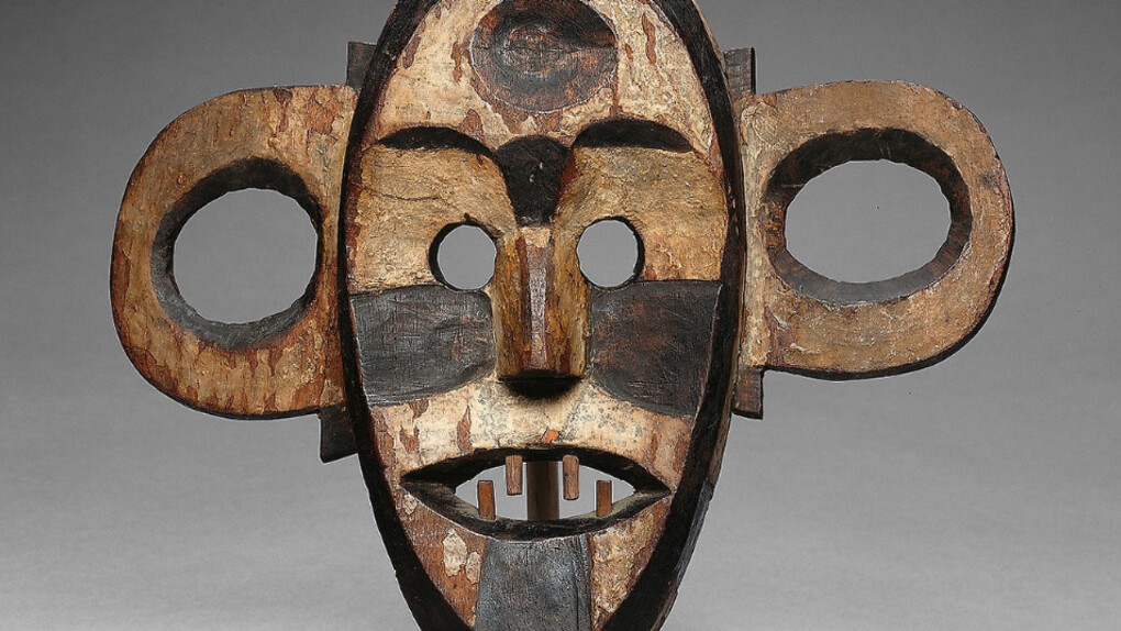 A New View of African Art. Courtesy of Art Institute of Chicago