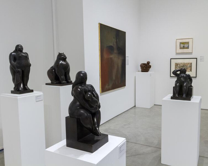 Latin American Art, Exhibition view. Courtesy of Heather James Fine Art