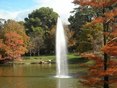 Estanque ante el Palacio de Cristal