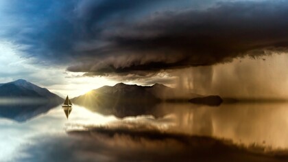 Staying Centred in The Midst of Chaos
