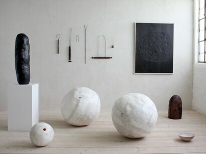 Julian Watts, Exhibition view. Courtesy of Patrick Parrish Gallery