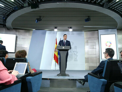 Durante la cumbre, Pedro Sánchez insistió en la necesidad de proteger la democracia de la desinformación y los discursos xenófobos