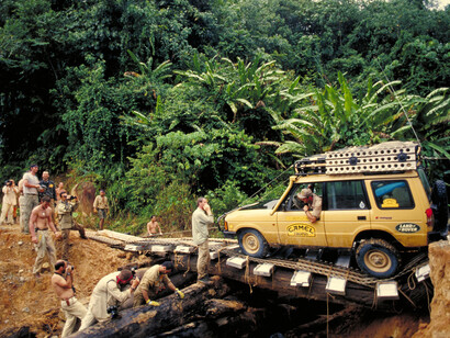 Le peripezie dei partecipanti al Camel Trophy