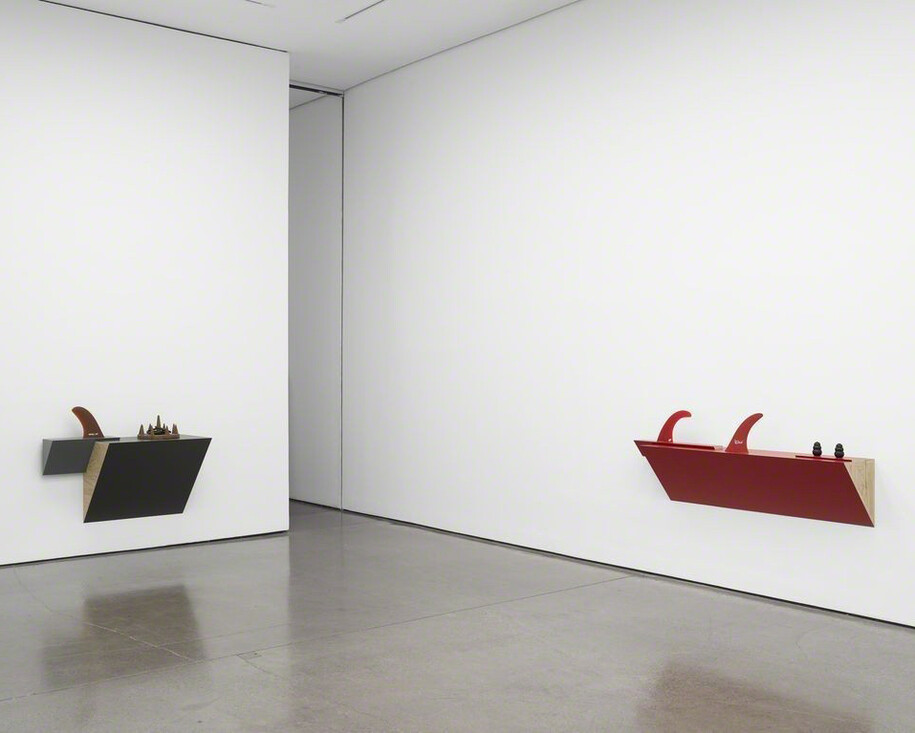 Haim Steinbach: jaws. Courtesy of White Cube