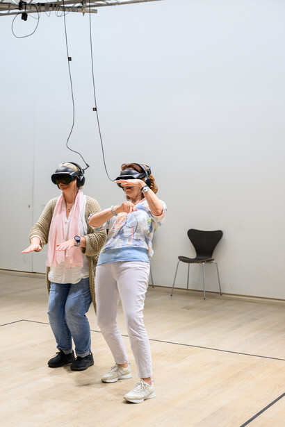 Jordan Wolfson, Little room, ausstellungsansicht. Mit freundlicher genehmigung der Fondation Beyeler