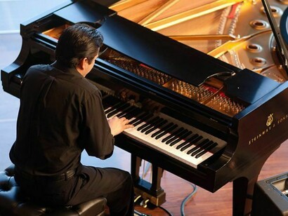 Shalin Liu Performance Center