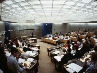 Clase de Economía en la Universidad