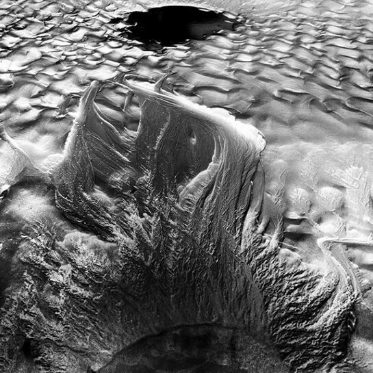 Michael Jackson, Poppit Sands-3, copyright 2014 Michael Jackson/Huxley-Parlour Gallery