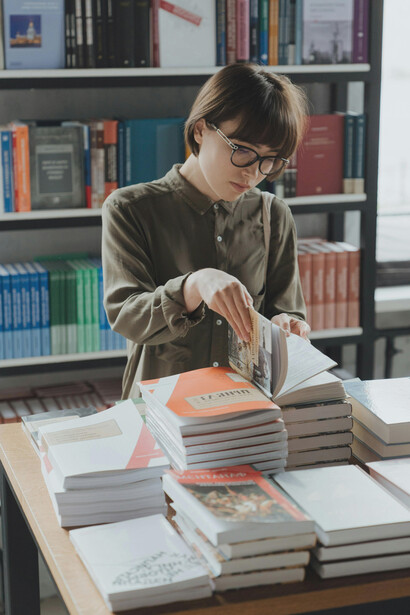 Leer no ficción permite conectar con realidades ajenas y, a la vez, reconocer aspectos olvidados de la propia