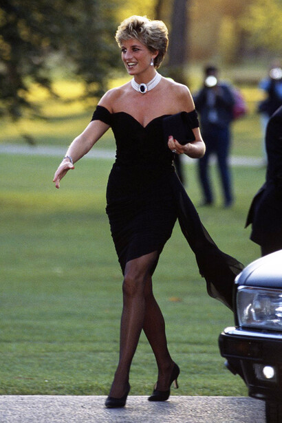 Llegada de Diana de Gales a la gala benéfica anual de «Vanity Fair», 1994, Londres, Reino Unido