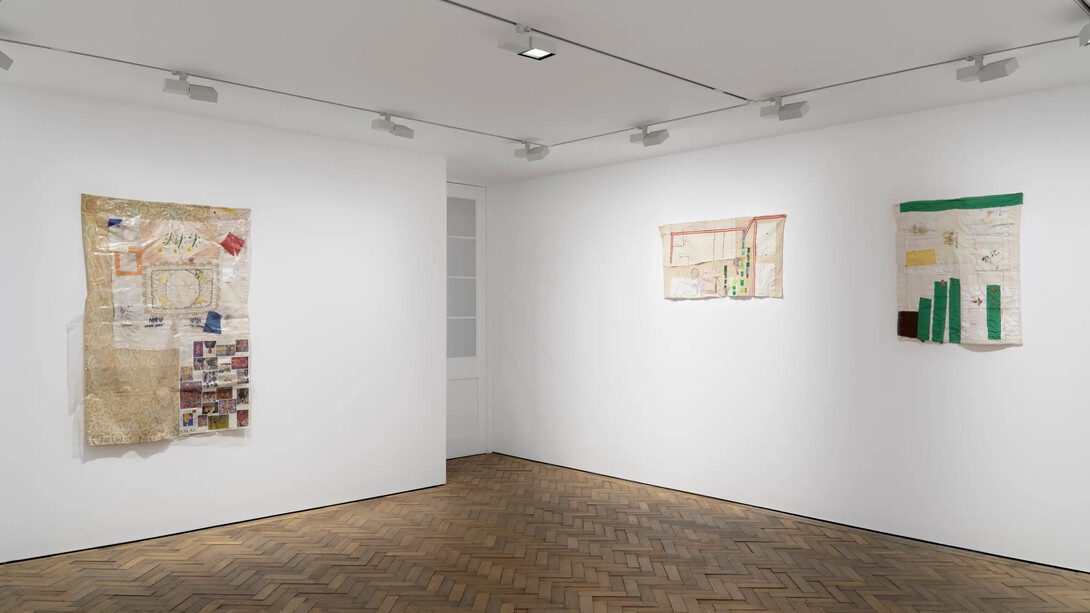 Susan Cianciolo, This is the New Earth. The galactic field, exhibition view. Courtesy of Modern Art Gallery