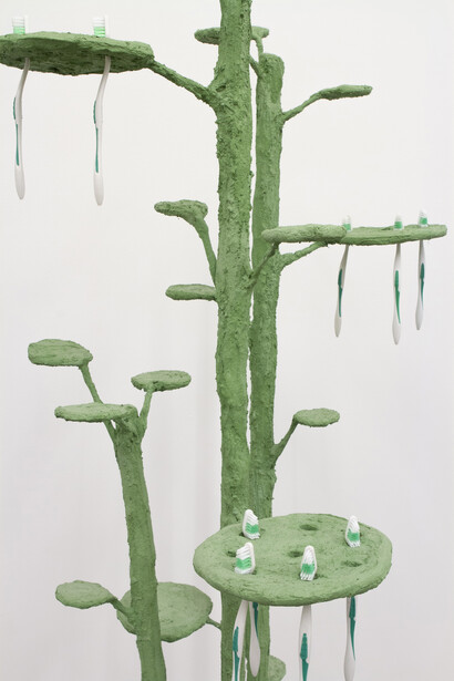 Four. Courtesy of Yossi Milo Gallery