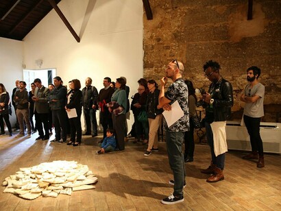 «Territórios, vestígios, lascas» na Galeria Trem