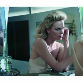 Mark Seliger, Charlize Theron, Copyright © Mark Seliger/Huxley-Parlour Gallery