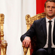 Seats of Power. Courtesy of Vitra Design Museum