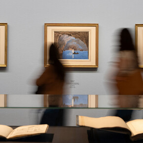 Verschiedene künstler, Fernweh. Künstler:innen auf reisen, ausstellungsansicht. Mit freundlicher genehmigung des Albertina Museums