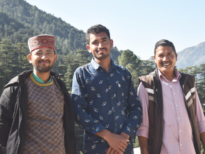 Arun Gour & colleagues at community-run ecotourism campsite, Devalsari (India) @ Ashish Kothari