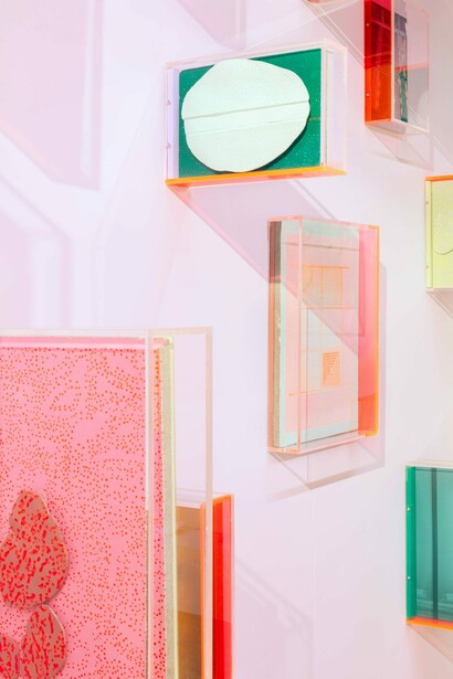 Marleen Sleeuwits, Re-surface, painting in exhibition. Courtesy of Galerie Bart