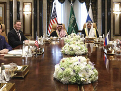 Las negociaciones en Riad representan una de las últimas oportunidades para alcanzar un alto el fuego duradero en el conflicto entre Ucrania y Rusia. Marzo 2025, Riad, Arabia Saudita