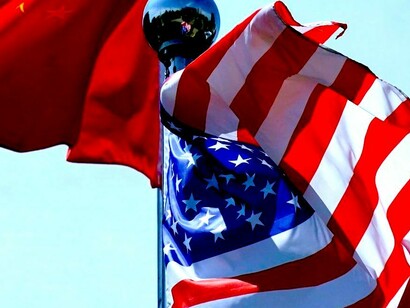 Bandeira da China e bandeira dos EUA