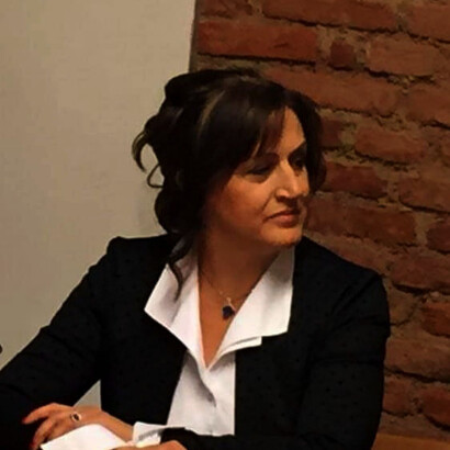 Paola Nicoletti descrive con onestà quanto sia difficile accudire, comunicare ed immaginare un futuro per il proprio figlio straordinario a dispetto dell’ignoranza generale a proposito di autismo