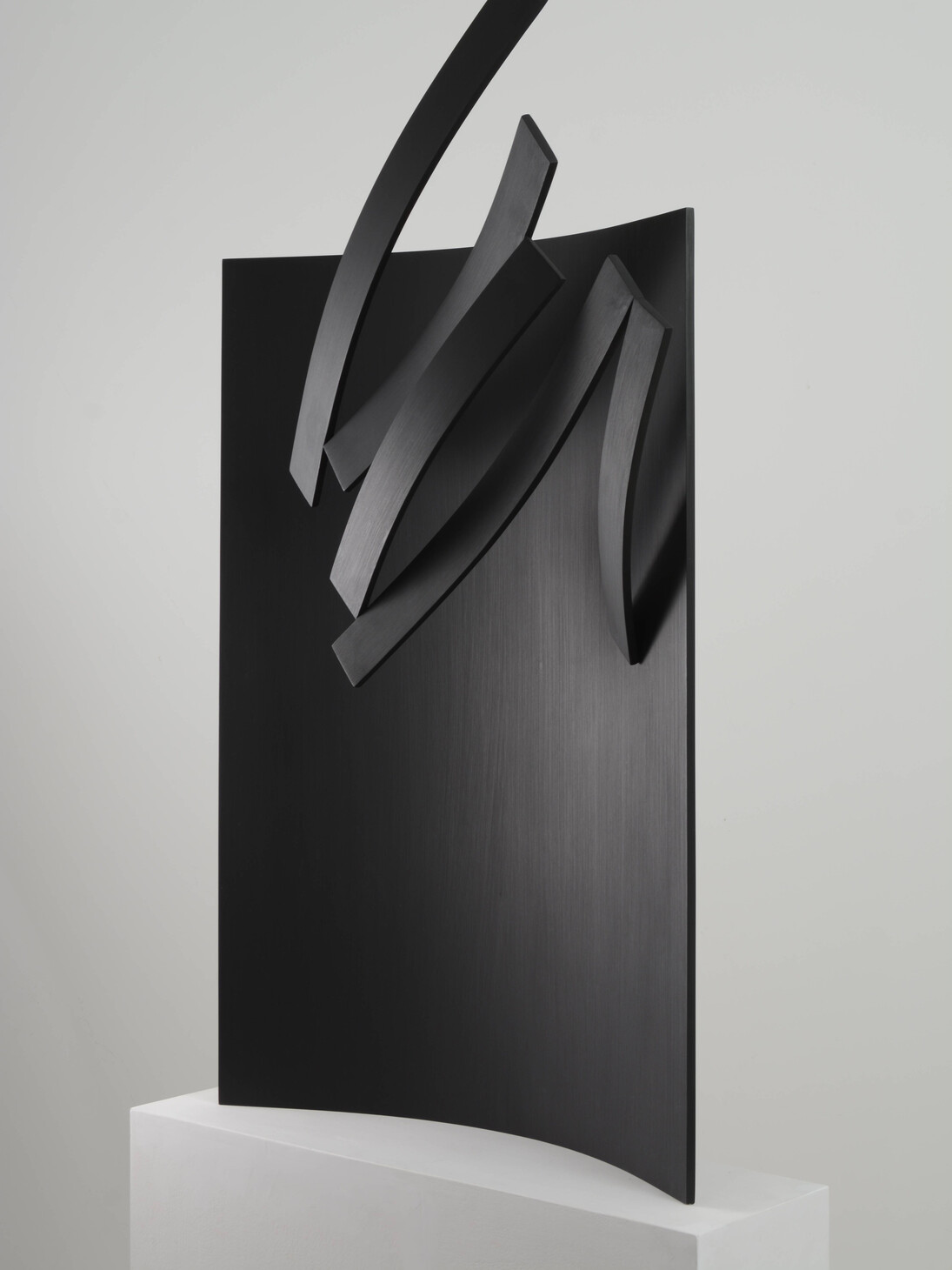 Almagno, Frontiera, 2011, wood, 110x65x25cm