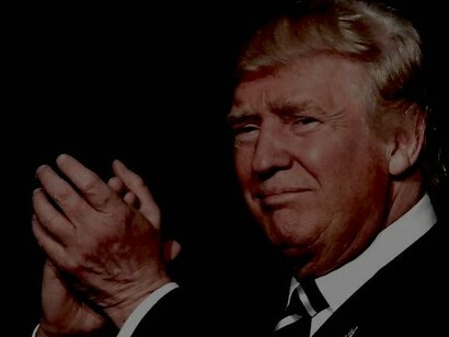 Trump aplaude