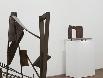 Three Dimensions, Exhibition view. Courtesy of Acquavella Galleries