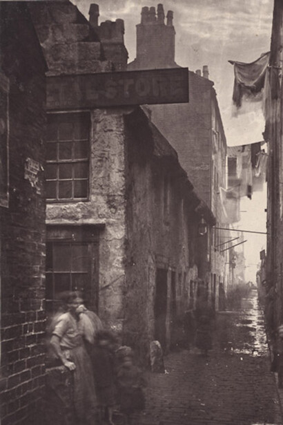 Alfred Stieglitz, Georgia O’Keeffe, 1918, palladium print, National Gallery of Art, Alfred Stieglitz Collection, 1980. Courtesy of National Gallery of Art