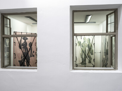 Yorgos Sapountzis, Nacktes Erbe: La grande baigneuse 1947, 2017; Nacktes Erbe: Modellierte Figur 1958, 2017. Foto: Ivo Corrà

