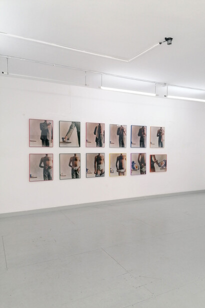 Juan Hidalgo, Arte de Eros, vista de exhibición. Cortesía de la Galería Adora Calvo