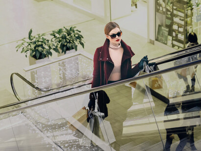 Non esiste una vera differenza sostanziale tra negozio online e fisico, cambia solo lo strumento attraverso il quale si vende