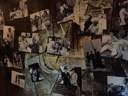 Muestra de la exposición Mujer joven en la galería Rhinoceros