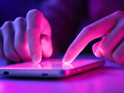 Es war eine digitale Belagerung, ein soziologisches Experiment unter dem Brennglas der sozialen Medien