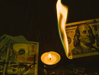 Exiger davantage sans repenser le modèle revient à laisser la richesse partir en fumée