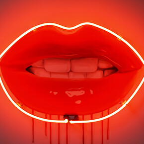 Sara Pope, Allure, oil on gesso board with neon light, 60x80cm