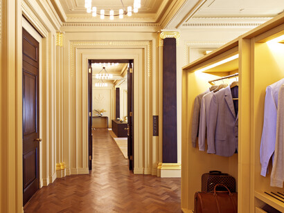 Hotel Cafe Royal. Empire Suite, dressing room