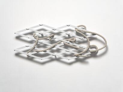 Skewed Relief #2 , 2022
bronze, patina, oil paint
38.7 x 99.1 x 9.5 cm
15 1/4 x 39 x 3 3/4 in. © Ricky Swallow. Courtesy: the artist and Modern Art, London. 