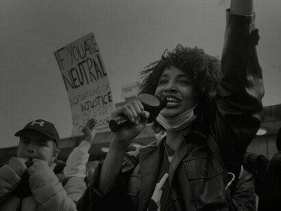 A democratic society supposes the existence of multipartyism